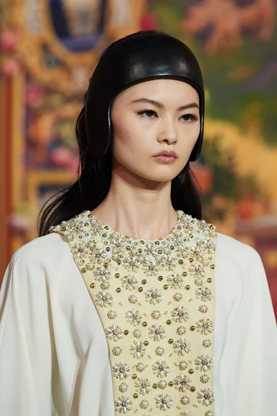 Look 138